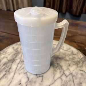 VTG 60s MCM Republic Freezette Measuring Cup Pitcher Pour Lid Handle 2 Cup